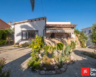 Vista exterior de Casa o xalet en venda en Torredembarra amb Terrassa