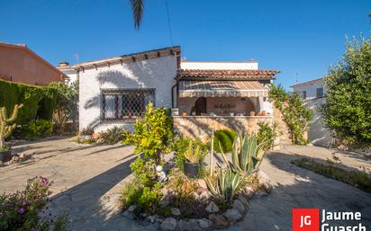 Vista exterior de Casa o xalet en venda en Torredembarra amb Terrassa