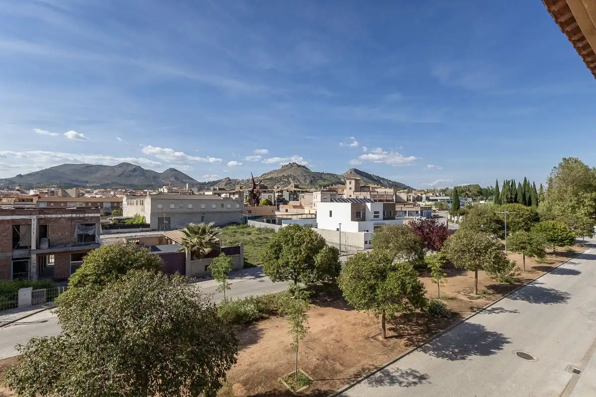 Vista exterior de Piso en venta en Atarfe con Aire acondicionado, Terraza y Trastero