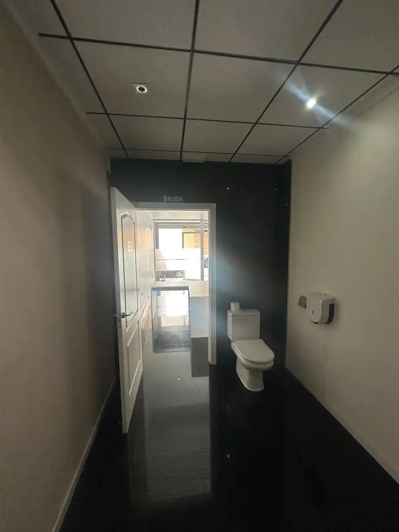 Local comercial de lloguer a Calle Pintor Sorolla 36C, imagen 9