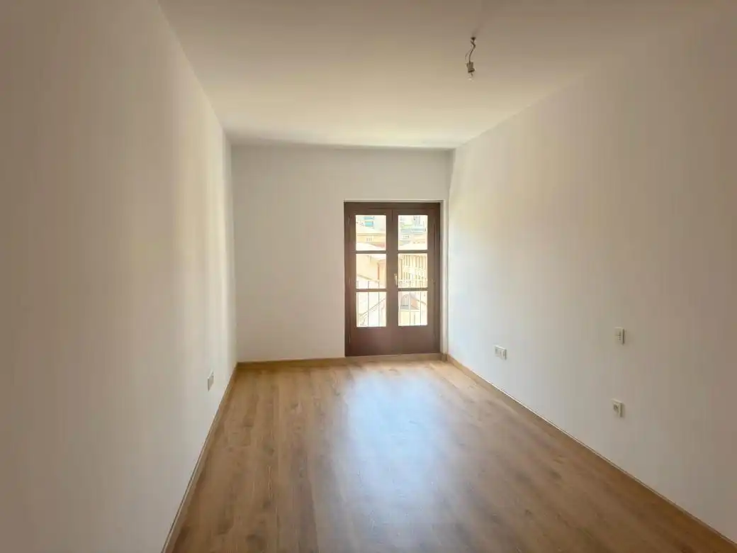 Habitación de Ático en venta en Zaragoza con Aire acondicionado, Terraza y Balcón