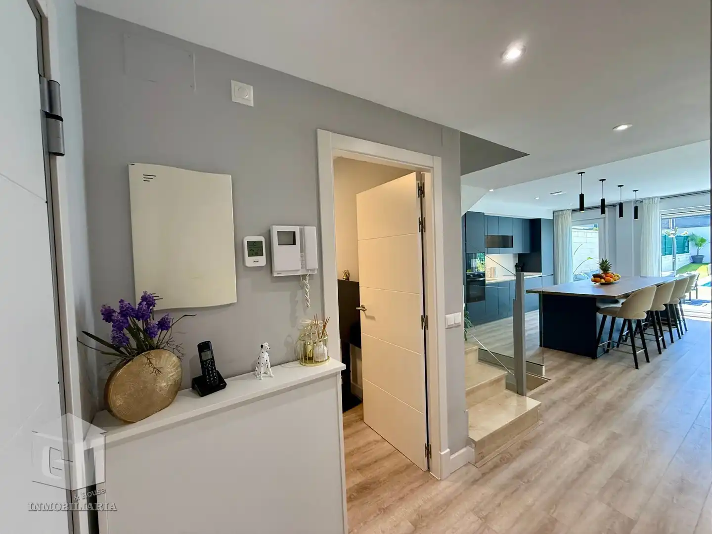 Einfamilien-Reihenhaus zum Verkauf in Arroyomolinos (Madrid) mit Klimaanlage, Heizung und Privatgarten
