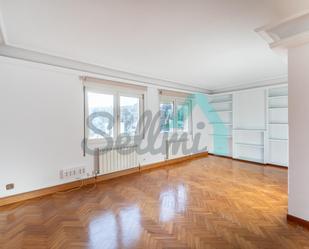 Living room of Flat to rent in Oviedo   with Heating and Parquet flooring