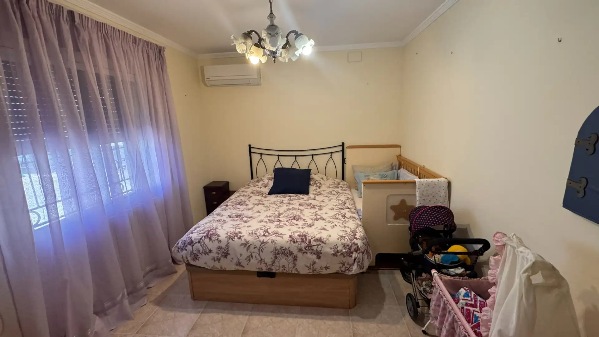 Bedroom of Houses for sale in El Catllar   with Air Conditioner, Private garden and Swimming Pool