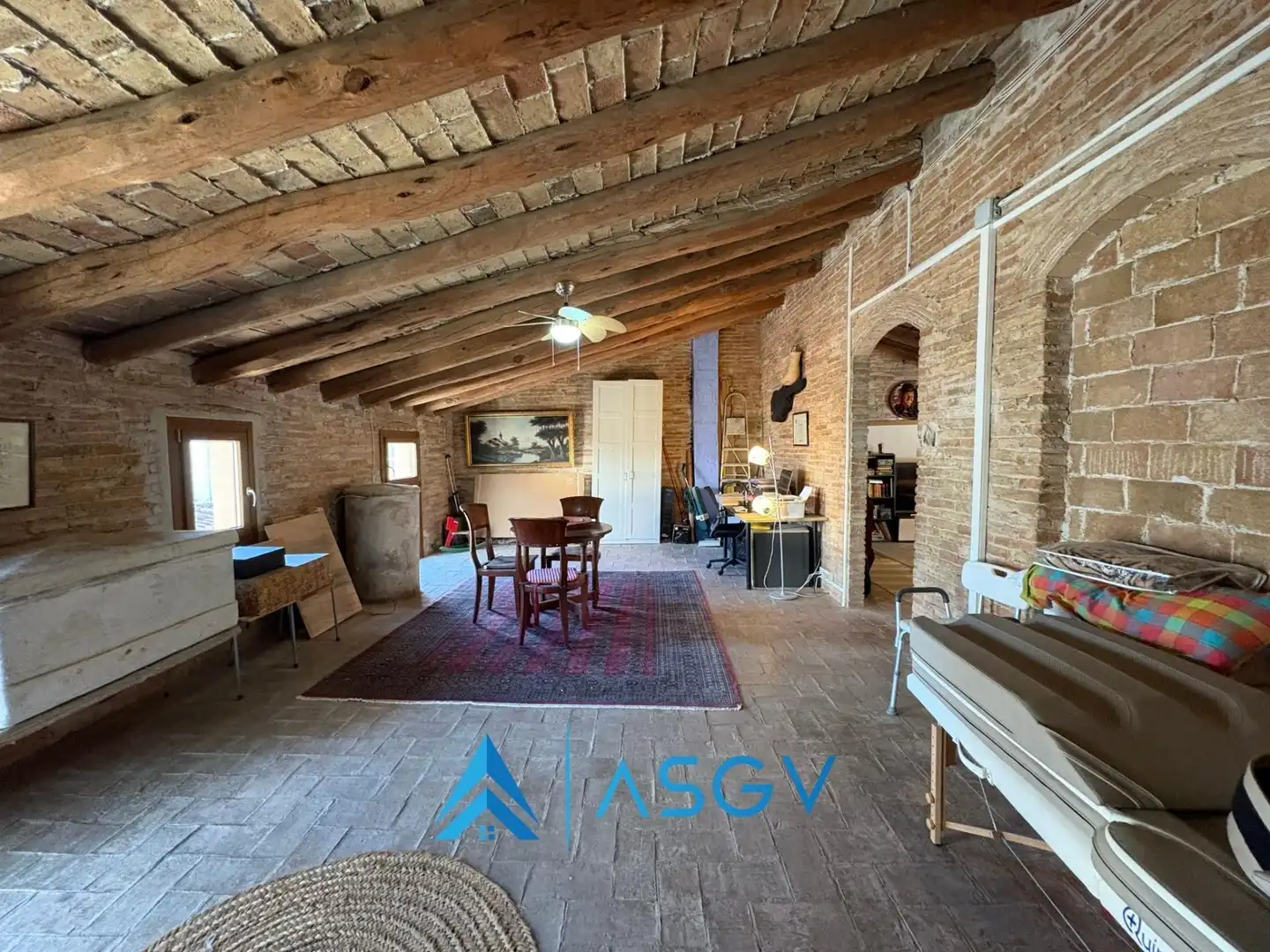 Casa o chalet en venta en Torrelavit con Calefacción, Terraza y Balcón
