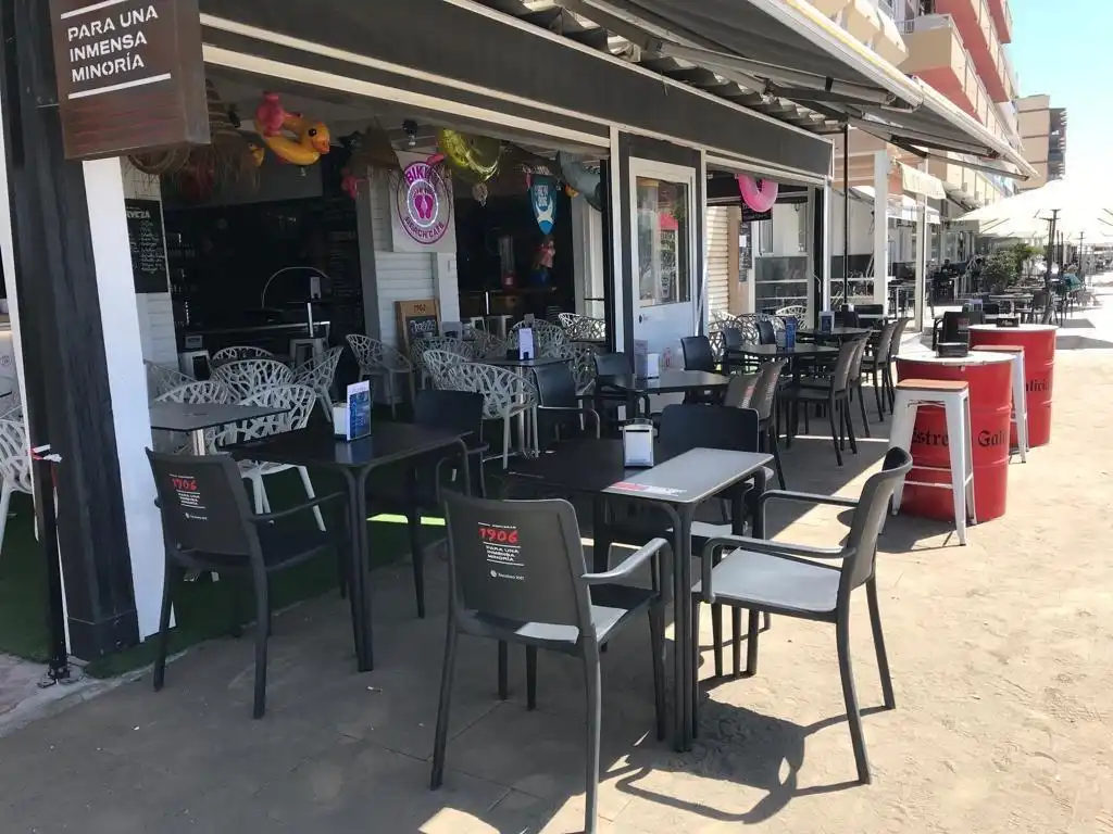Terrace of Commercial properties for transfer in Rincón de la Victoria  with Air Conditioner, Terrace and Furnished