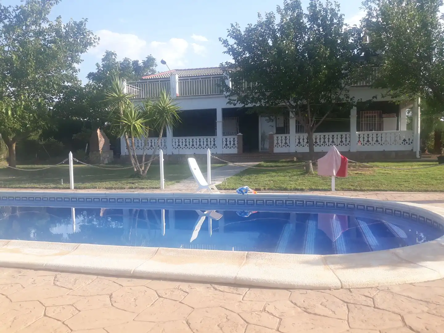 Chalet con jardín en venta en Castillejos 19