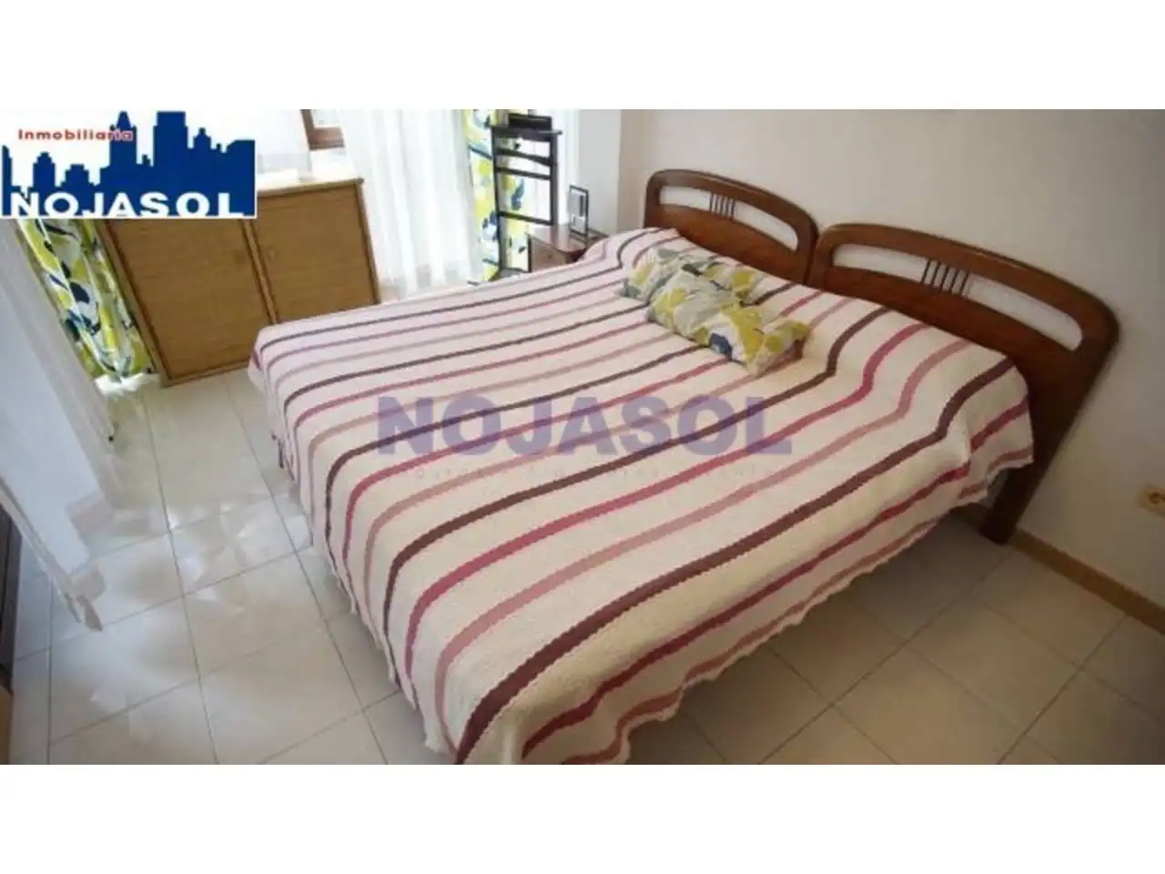 Habitación de Apartamento de alquiler en Noja con Terraza y Amueblado