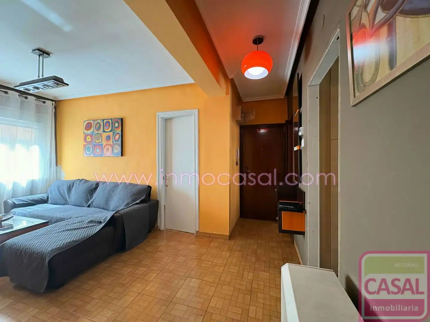 Sala de estar de Piso en venta en Mieres (Asturias) con Calefacción y Amueblado