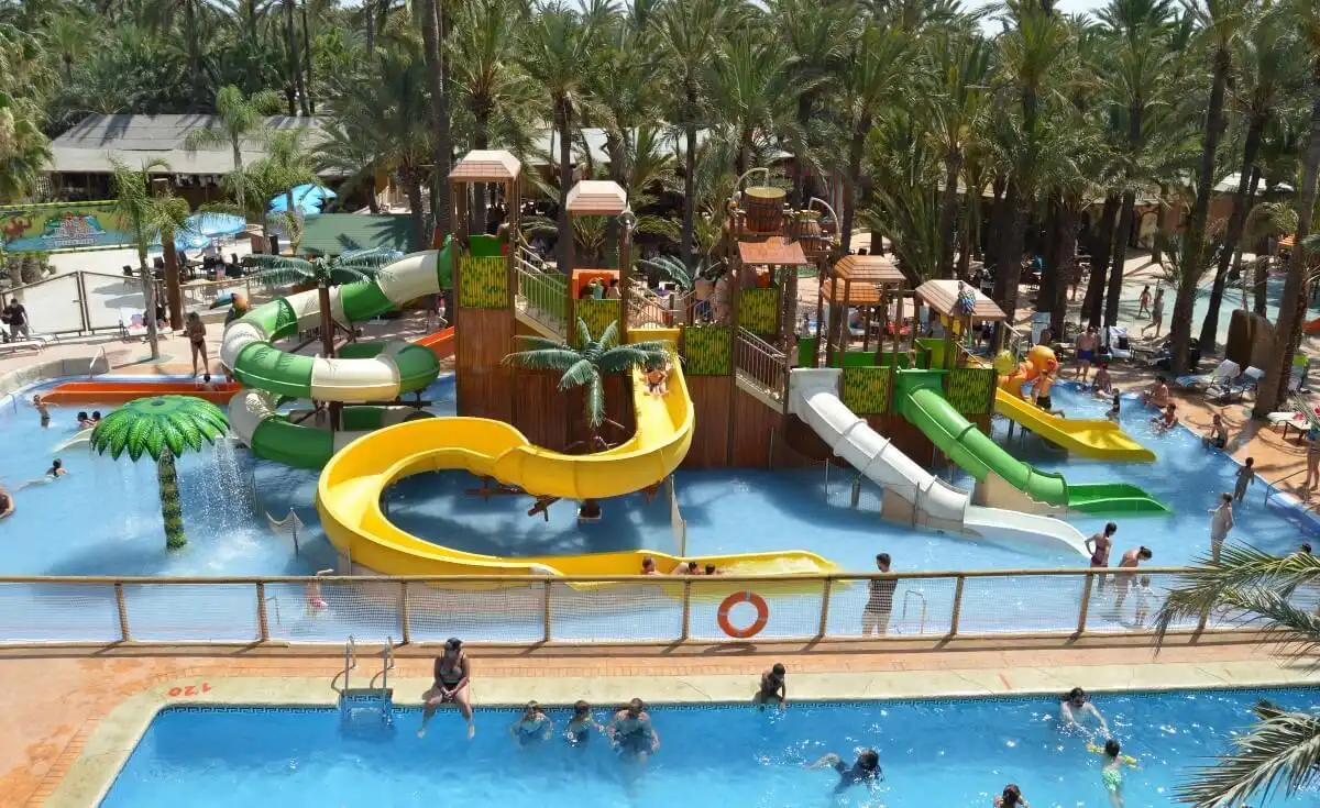 Piscina de Casa adosada en venda en Santa Pola amb Aire condicionat, Jardí privat i Terrassa