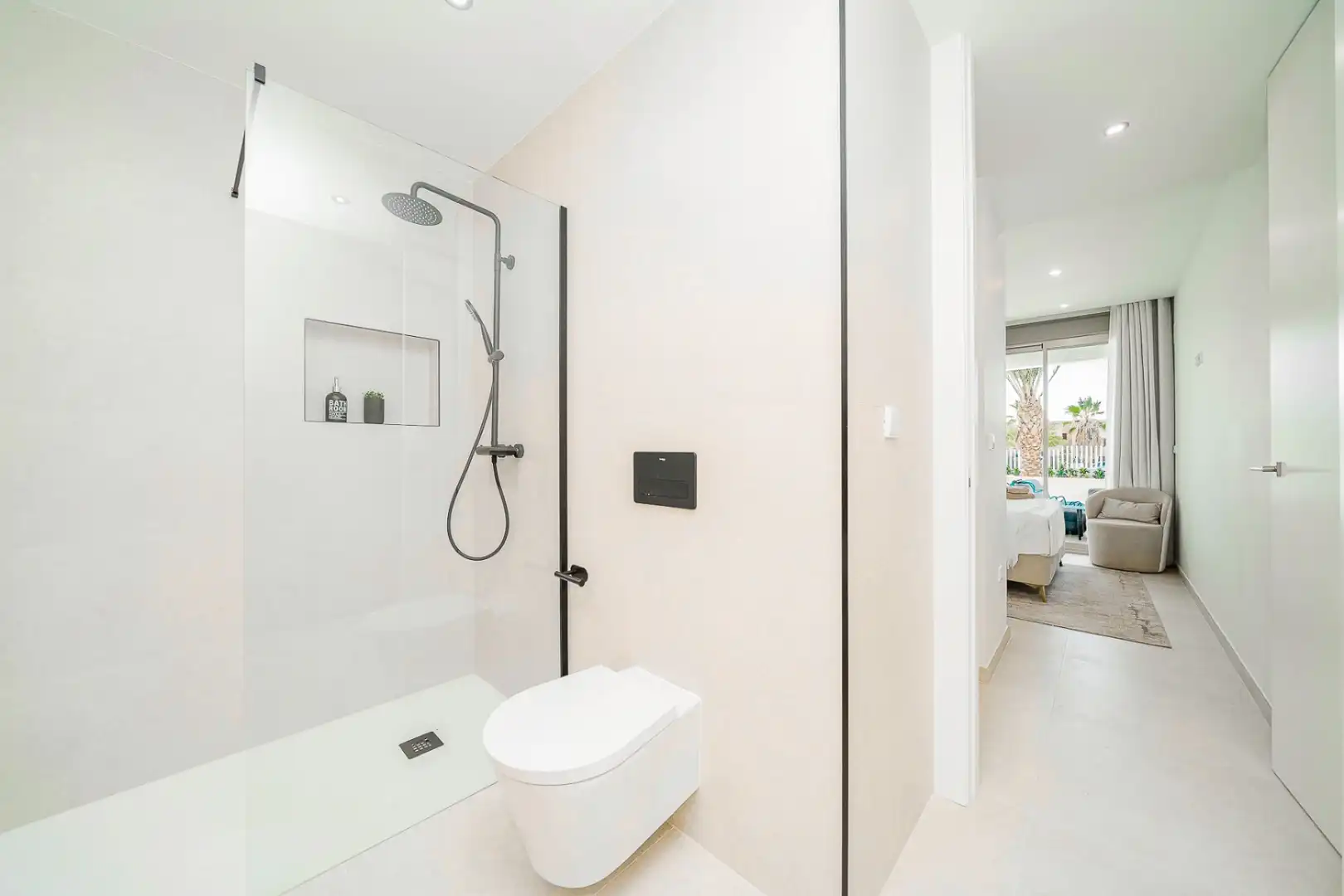 Bathroom of Apartments for sale in Orihuela Costa