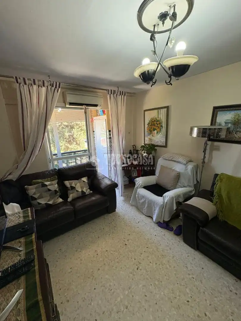 Wohnzimmer von Wohnung zum Verkauf in La Rinconada mit Klimaanlage und Heizung