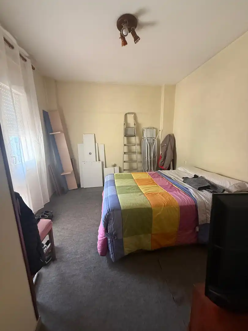 Habitación de Piso en venta en Barcelona con Balcón