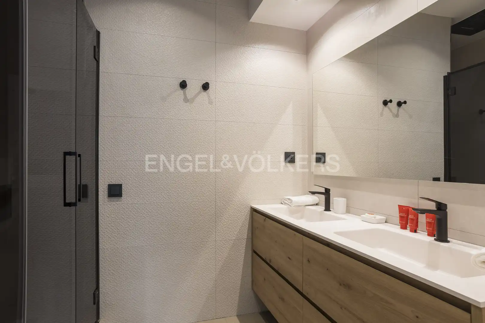 Baño de Piso en venta en Madrid con Aire acondicionado, Calefacción y Parquet
