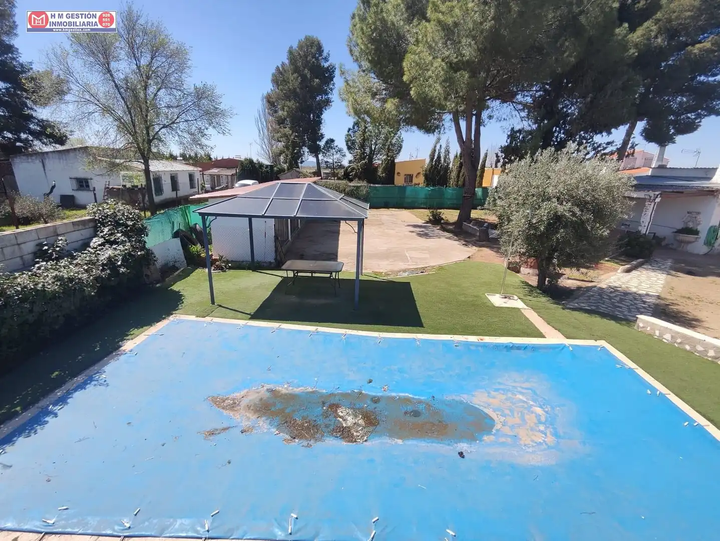 Piscina de Casa o xalet en venda en Alcázar de San Juan amb Aire condicionat, Terrassa i Traster