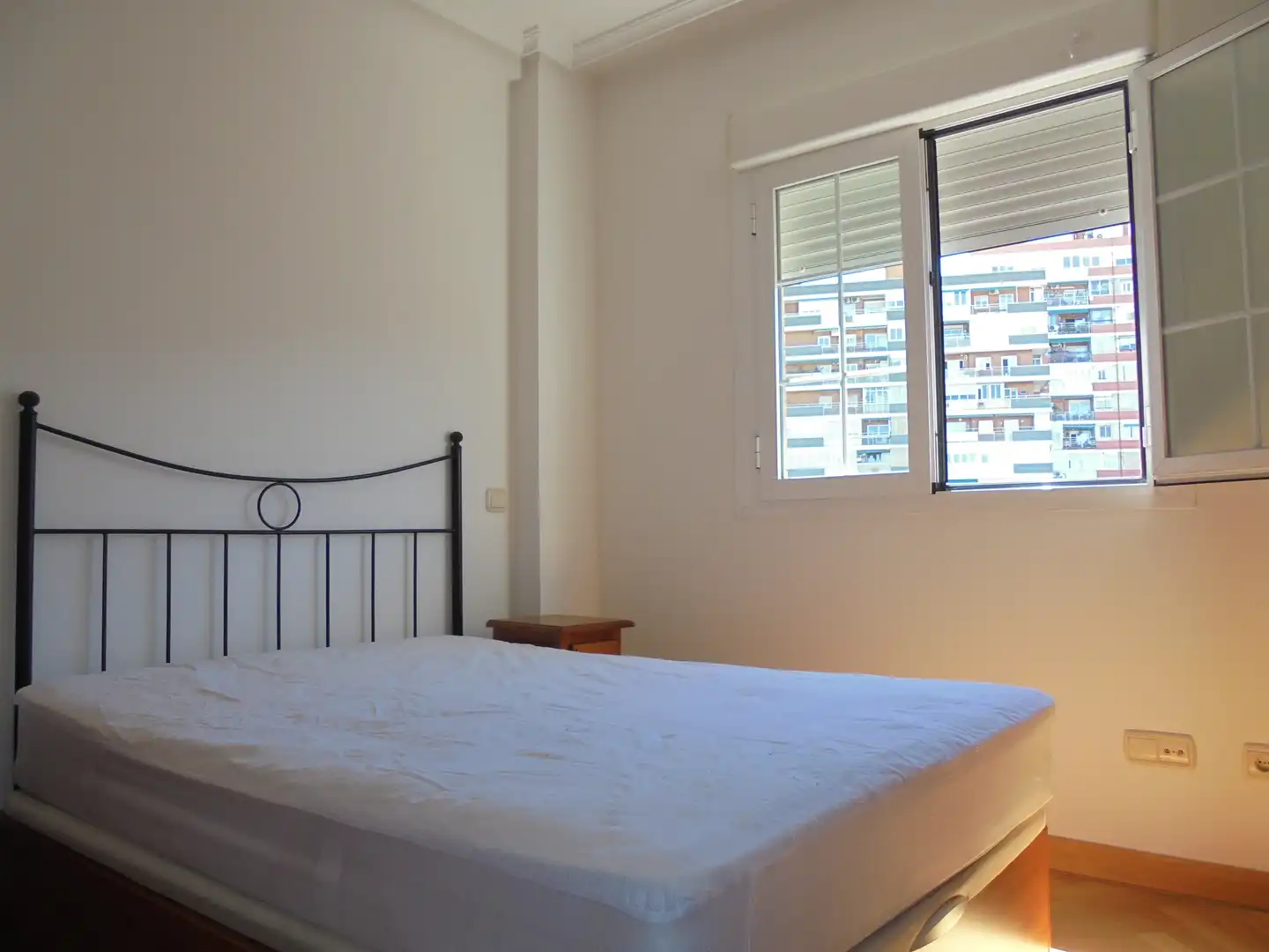 Habitación de Piso de alquiler en Madrid con Aire acondicionado, Calefacción y Trastero