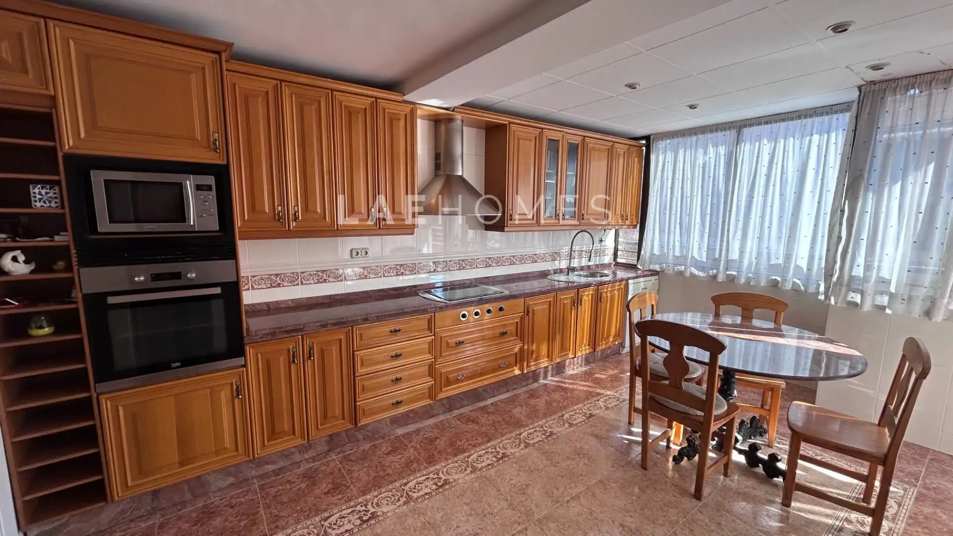 Kitchen of Attic for rent in El Campello  with Air Conditioner, Parquet flooring and Furnished