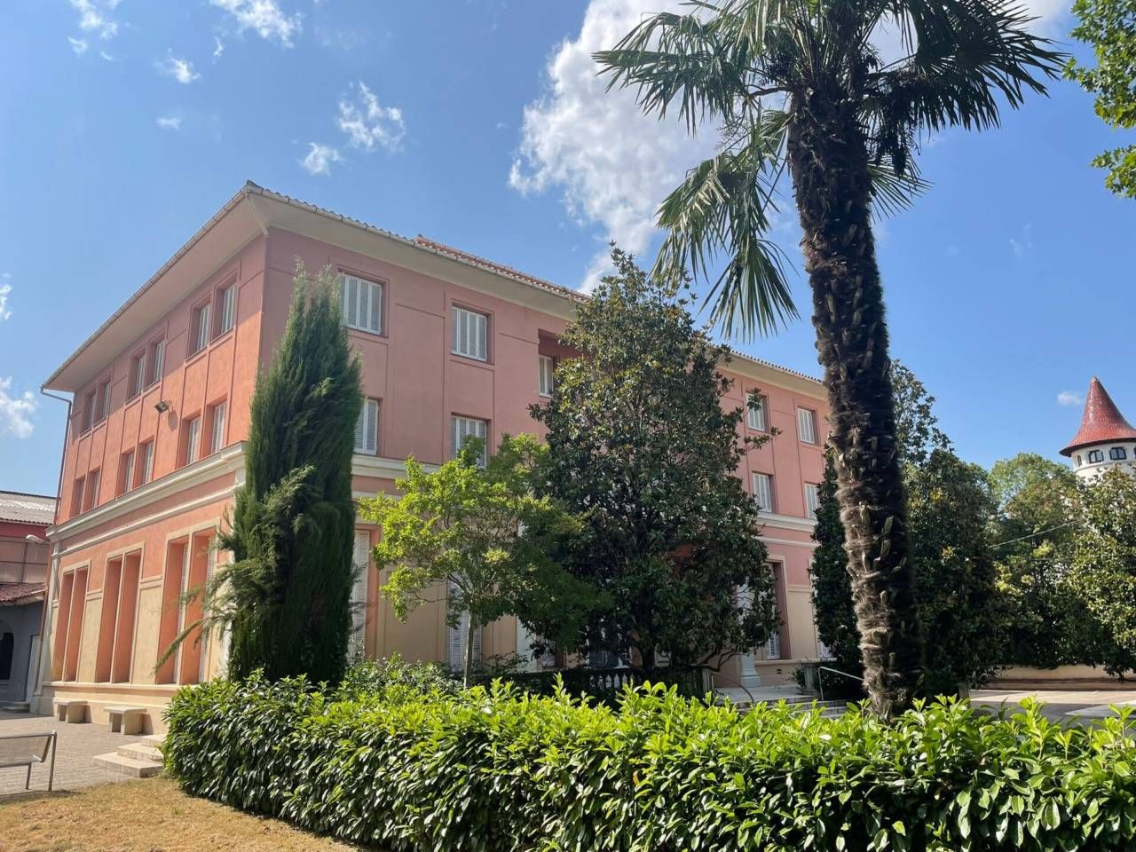 Exterior view of Building for sale in Tona