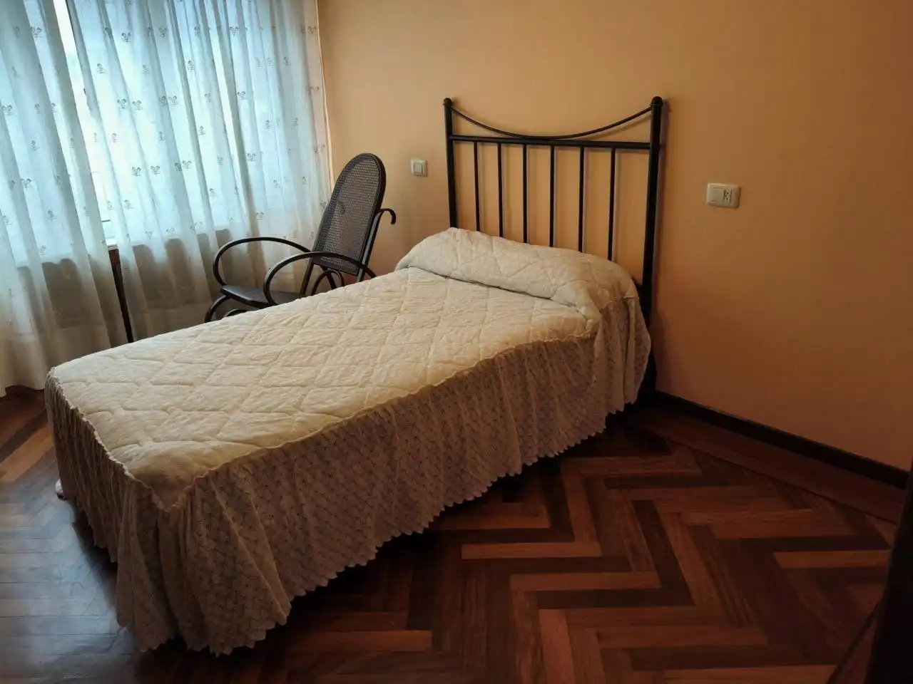 Habitación de Piso en venta en Cariño con Calefacción, Trastero y Amueblado
