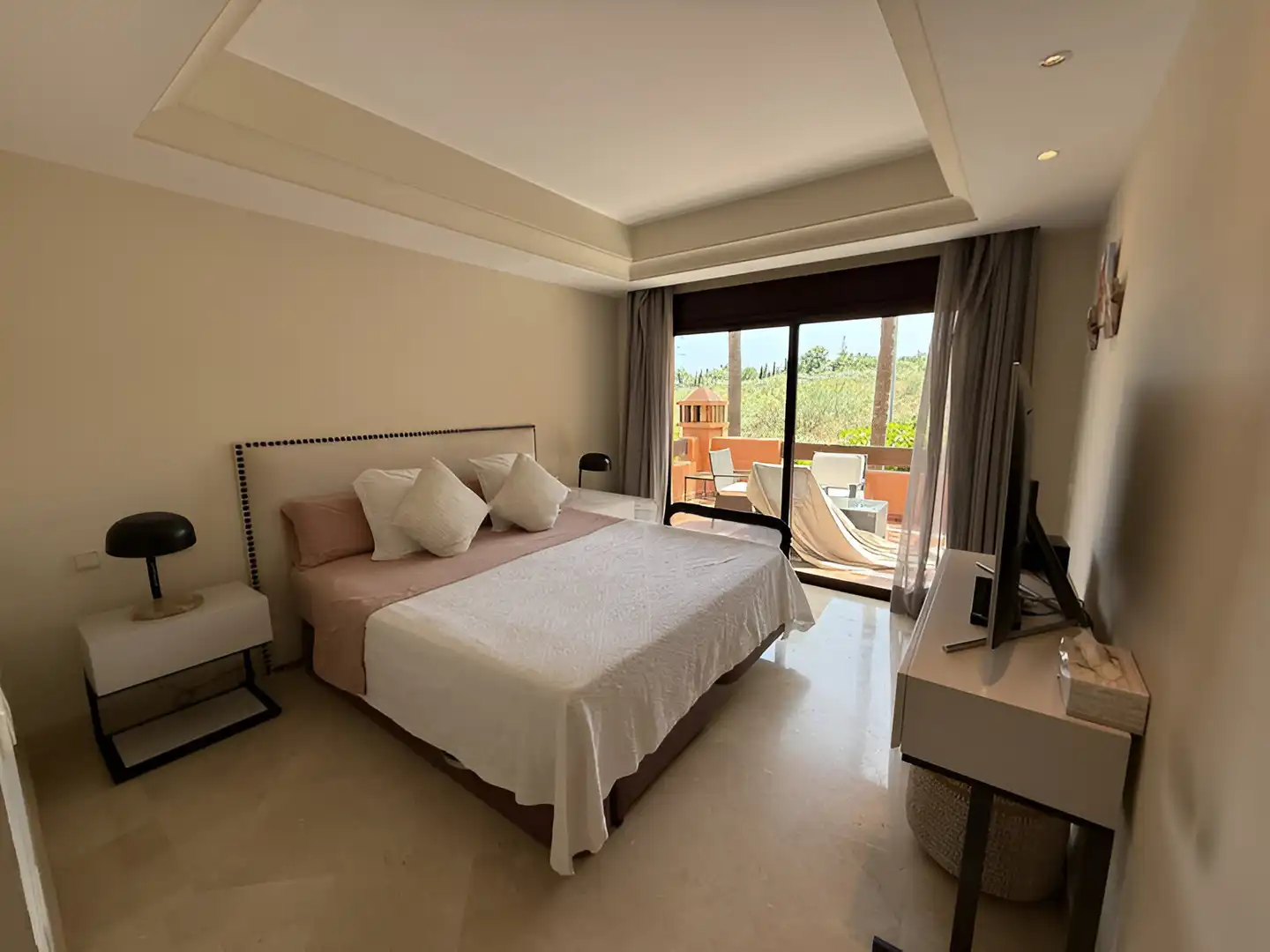 Apartament amb piscina en venda a Nueva Andalucía, imagen 24