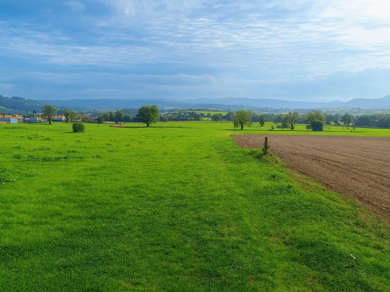 Land for sale in Ribamontán al Mar