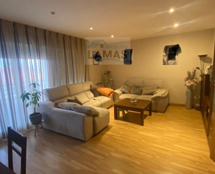 Living room of Single-family semi-detached for sale in Navalmoral de la Mata  with Air Conditioner and Terrace