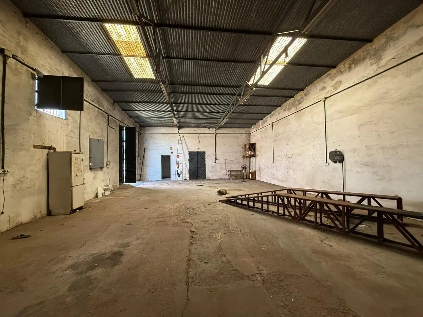 Nave industrial de alquiler en Pilas