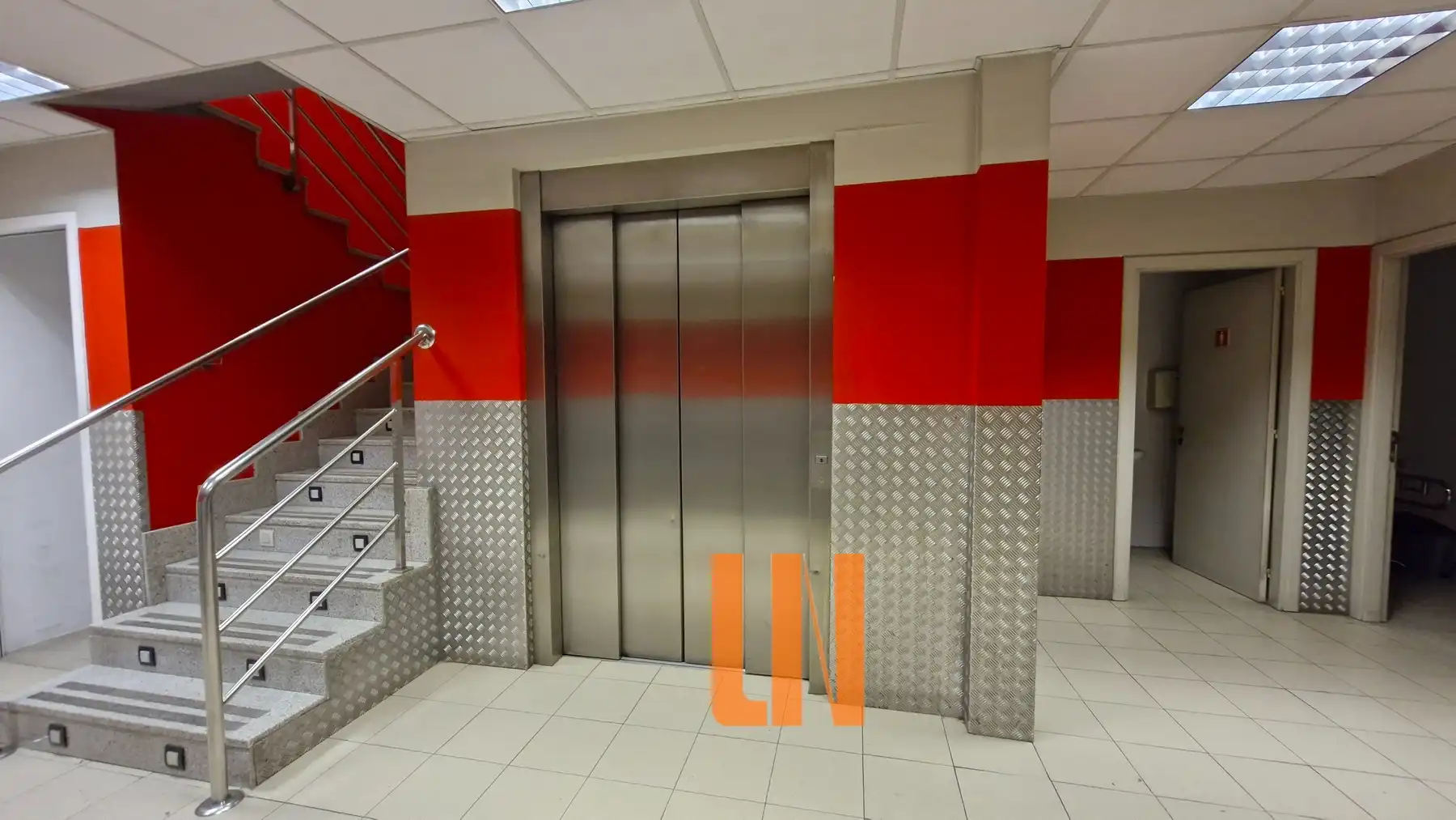 Local comercial en alquiler en Avenida de Monelos, imagen 16