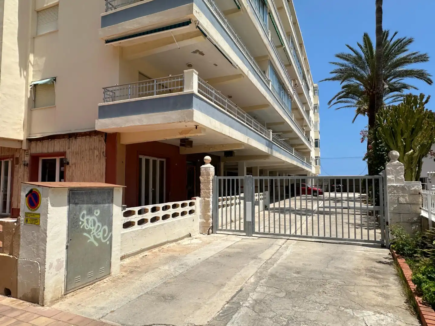 Vista exterior de Apartamento en venta en Tavernes de la Valldigna con Terraza y Amueblado