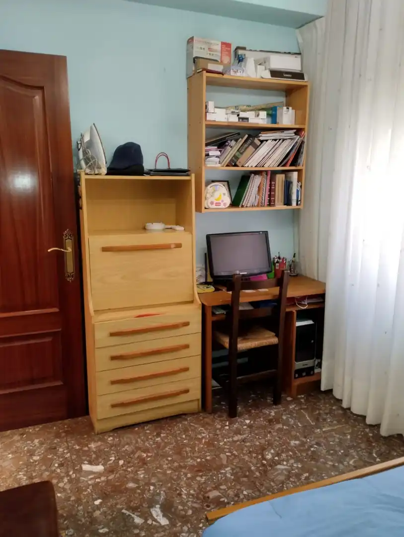 Habitación de Piso en venta en Alberite con Calefacción, Trastero y Amueblado