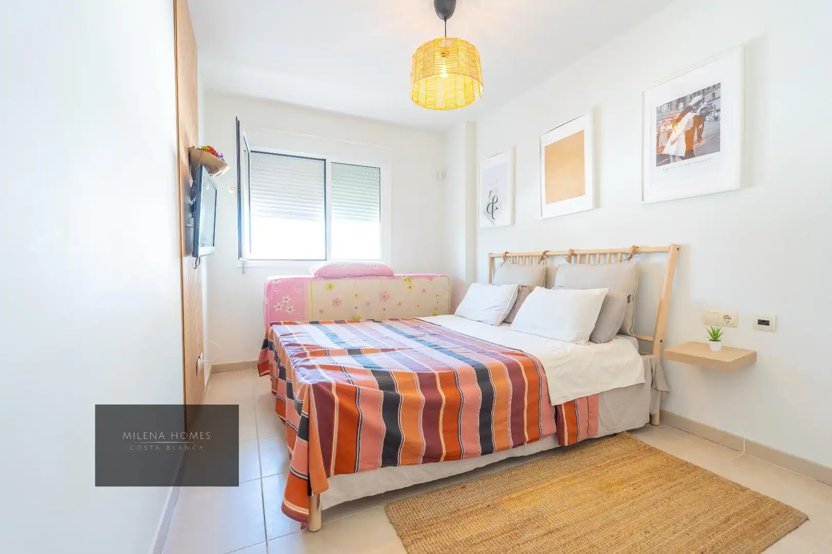 Habitación de Apartamento en venta en Orihuela con Aire acondicionado, Calefacción y Amueblado