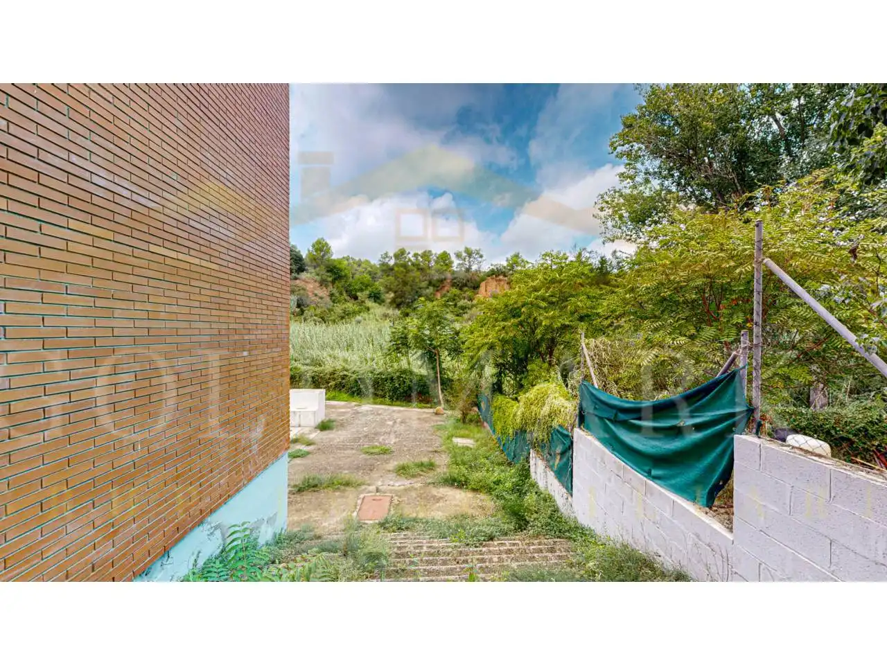 Jardí de Casa o xalet en venda en Corbera de Llobregat amb Aire condicionat, Calefacció i Jardí privat