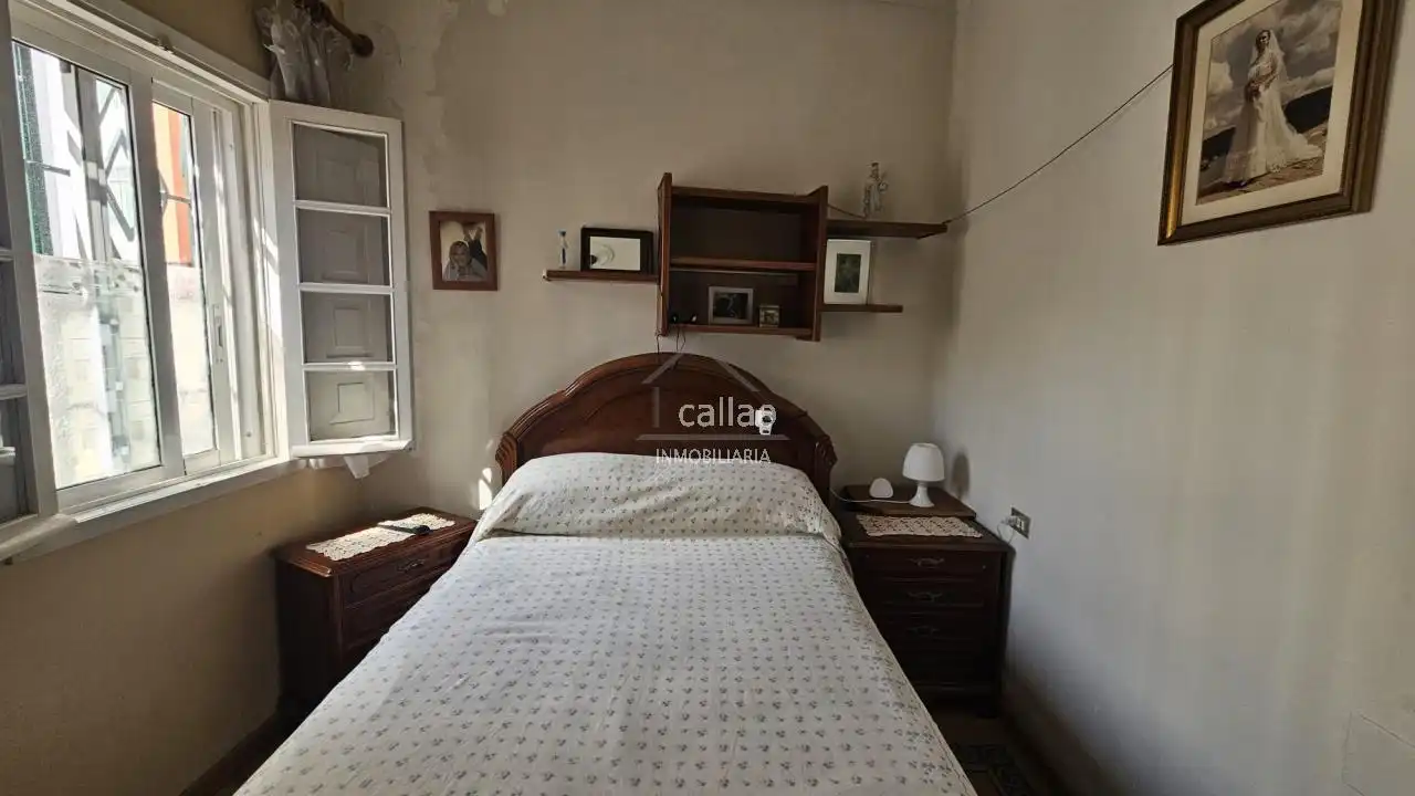 Estudi en venda a Canido