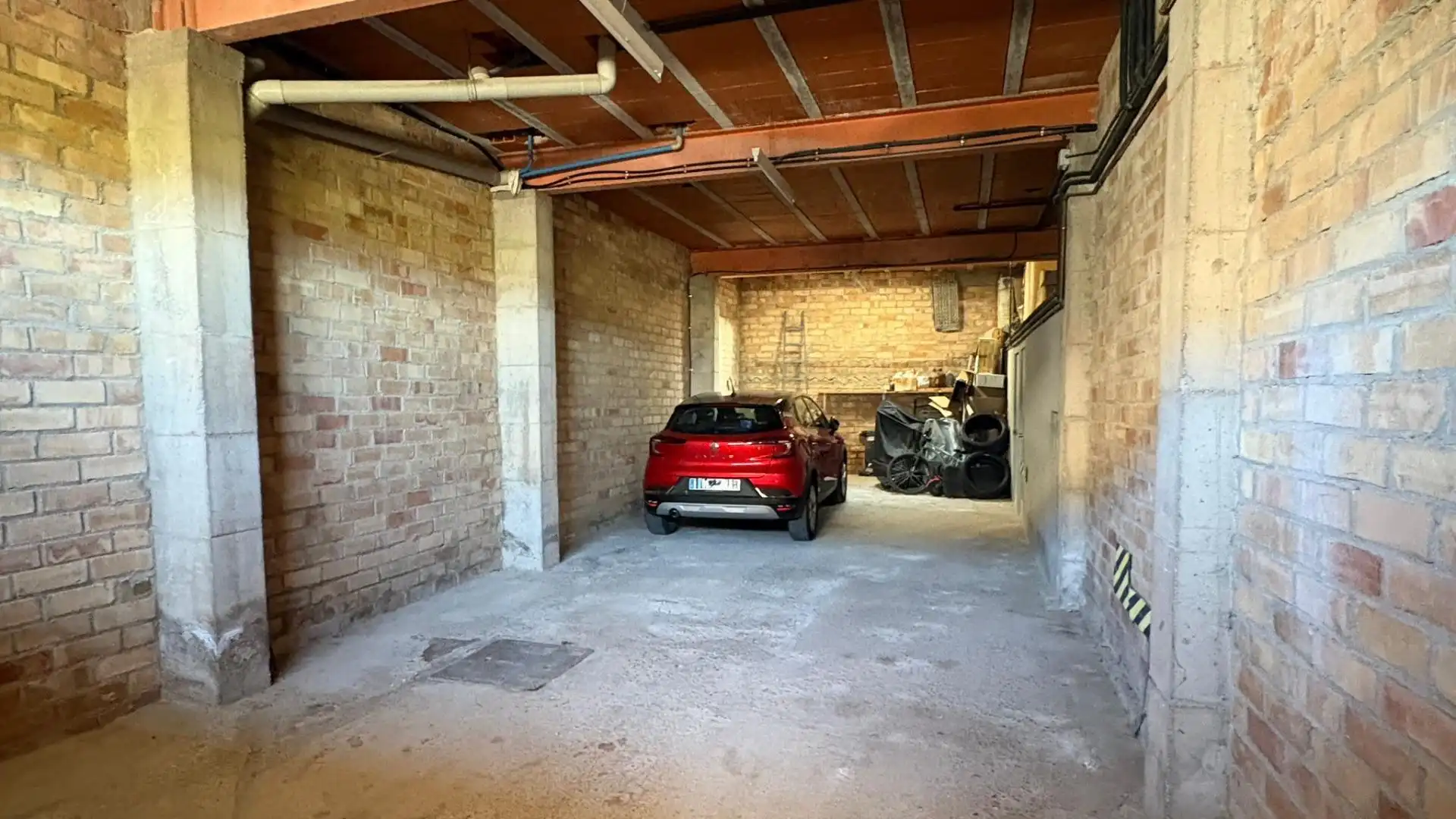 Parking de Piso en venta en Òdena con Parquet