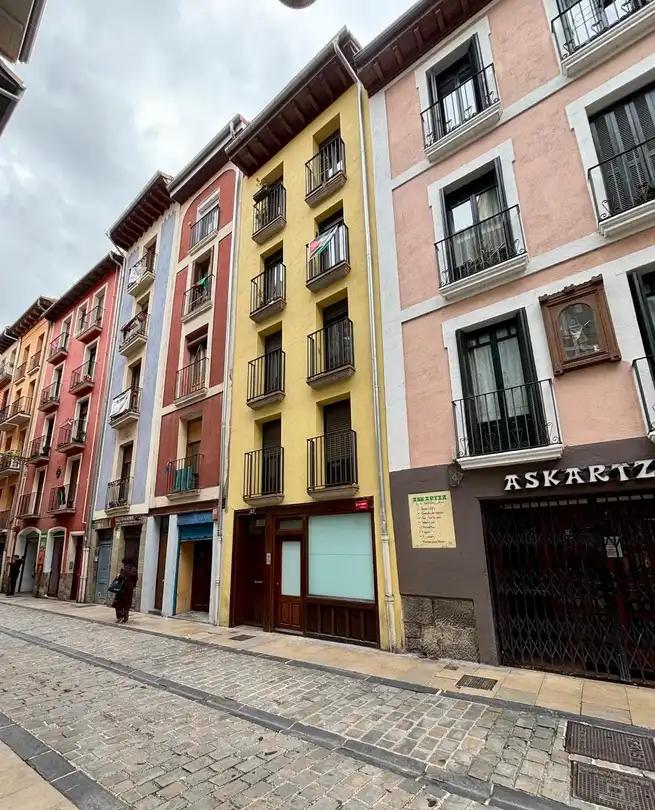 Vista exterior de Dúplex en venda en  Pamplona / Iruña amb Calefacció, Moblat i Balcó