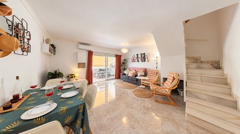 Apartamento dúplex reformado en primera línea de playa con vistas al mar en Caleta de Vélez, imatge 3