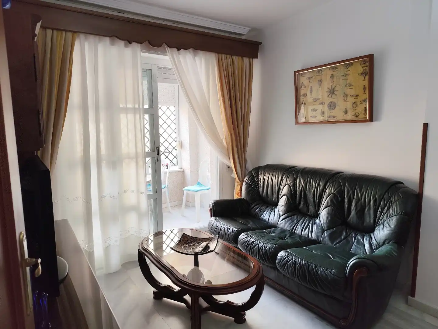 Appartamento con balcone in affitto a Calle Manuel de Diego Lora 6, imagen 3