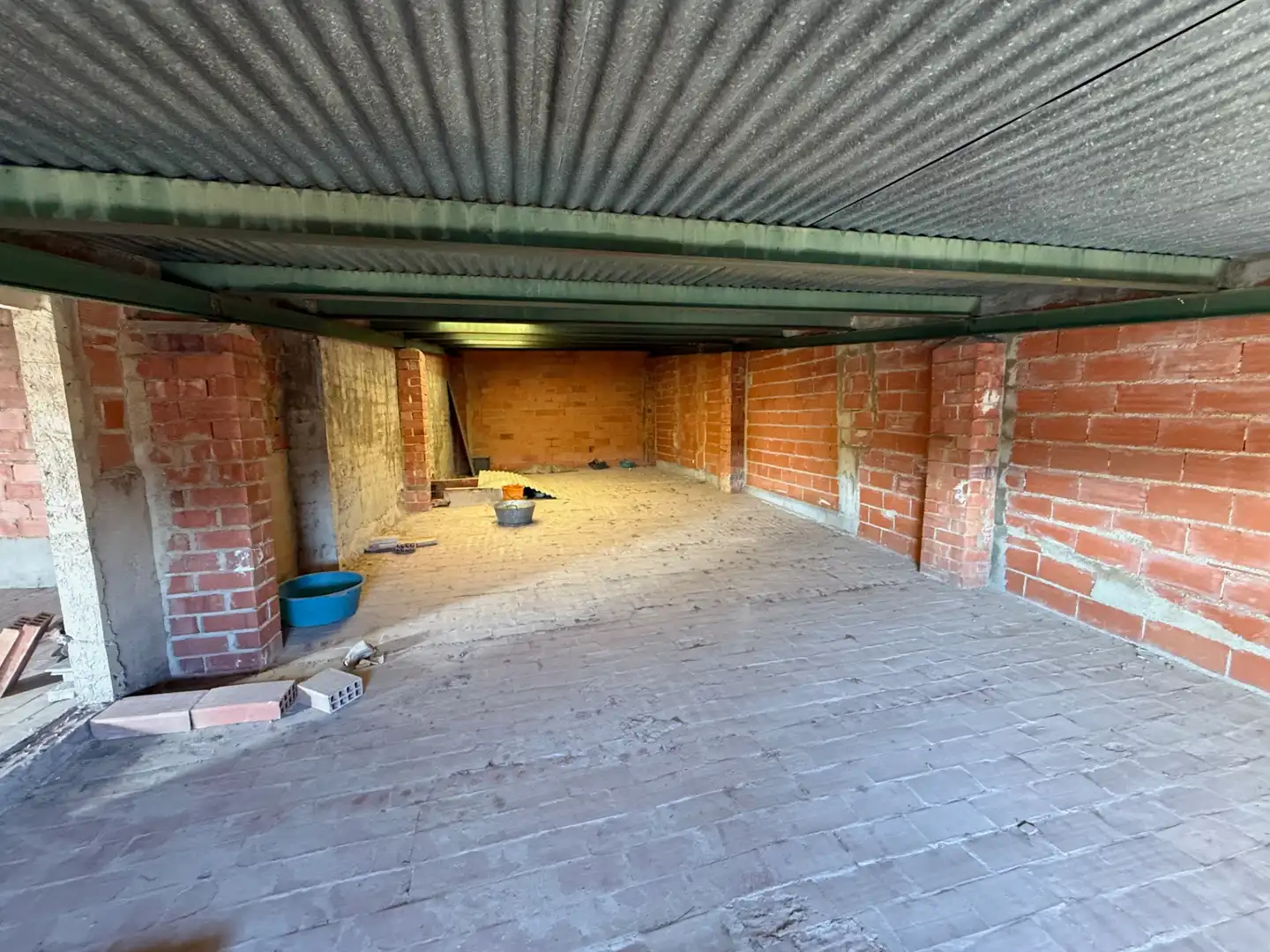 Buildings for sale in Llutxent