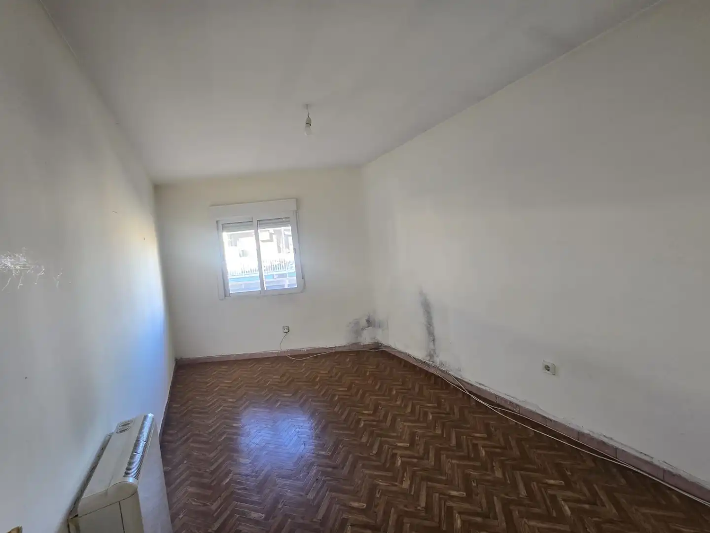 Habitación de Piso en venta en Madrid con Calefacción