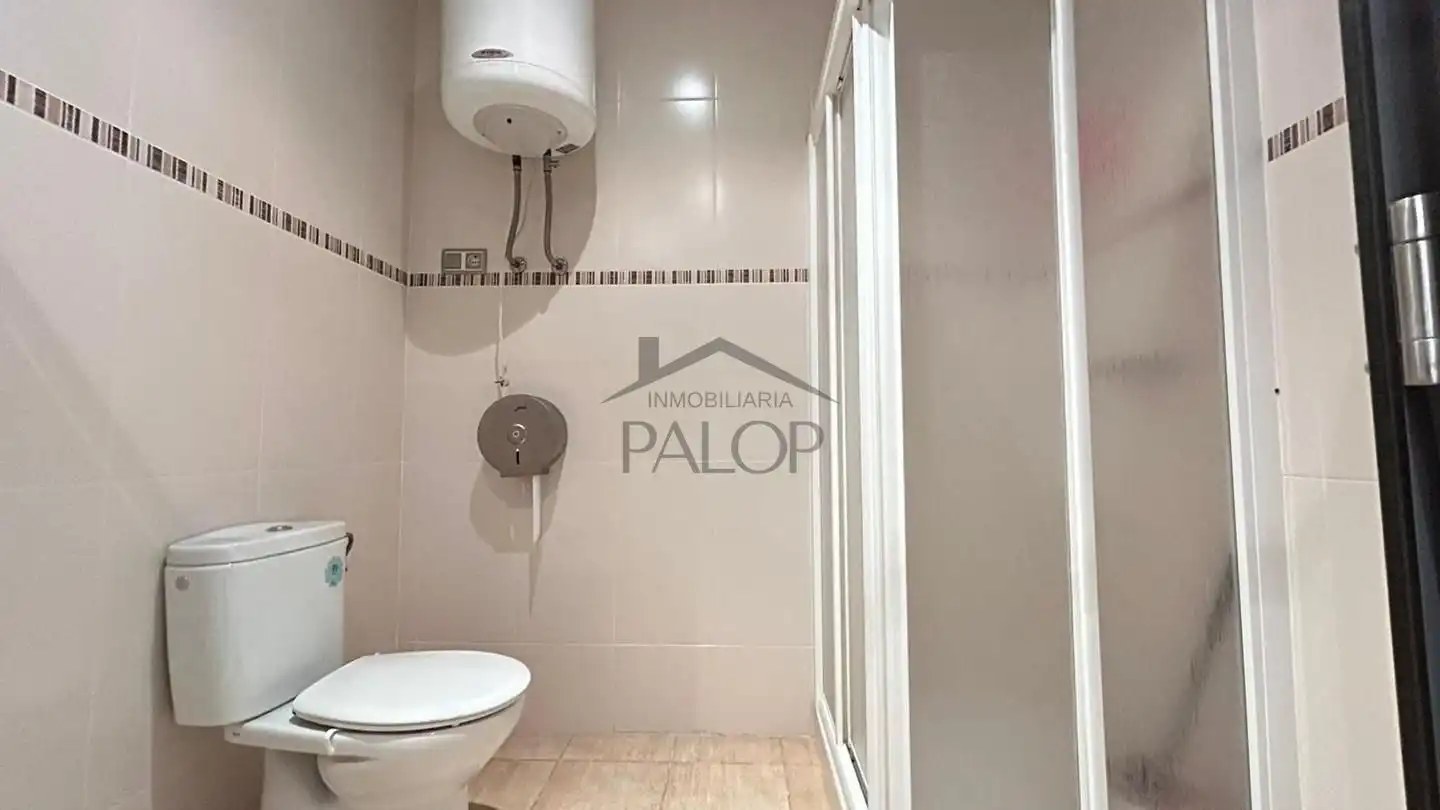 Badezimmer von Geschaftsraum zum Verkauf in Villanueva de Castellón
