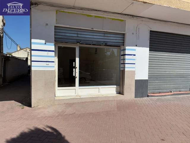 Local comercial en Alquiler en Parque de la Ermita