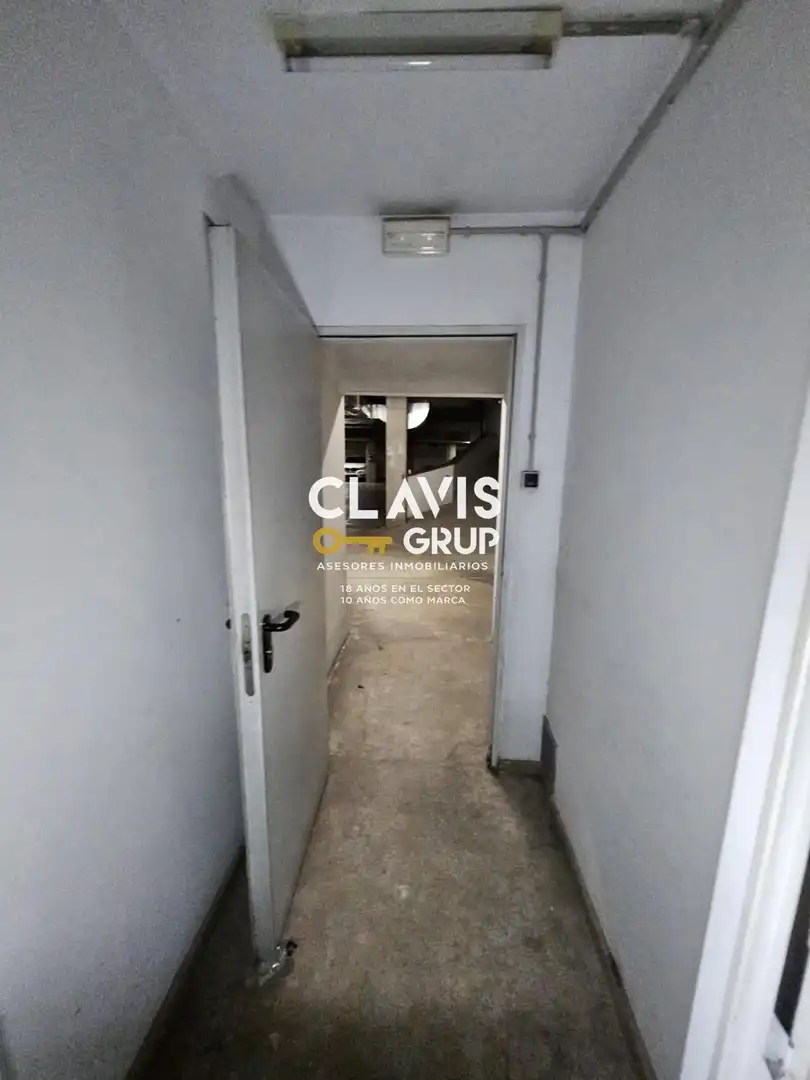 Garage for sale in Barcelona