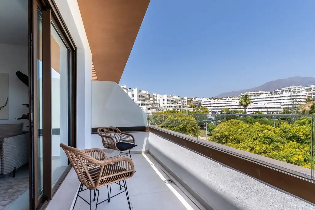 Apartment with pool for sale in Estepona Pueblo, imagen 16