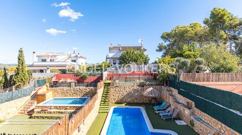 Foto 2 de Casa adosada en venda a Can Lloses - Can Marcer, Barcelona