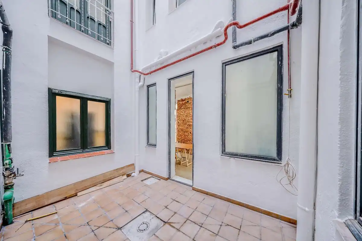 Vista exterior de Local de alquiler en Madrid con Aire acondicionado y Calefacción