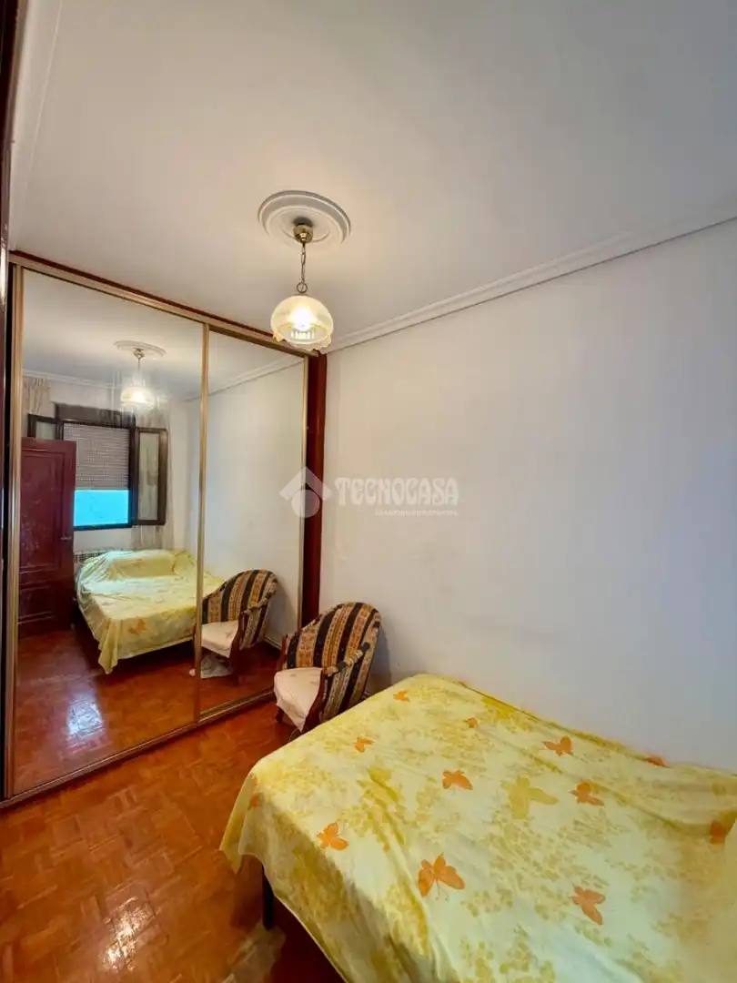 Schlafzimmer von Wohnung zum Verkauf in Santander