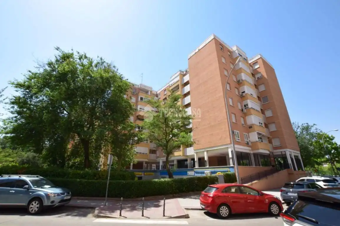 Vista exterior de Piso en venta en Fuenlabrada con Aire acondicionado, Calefacción y Terraza