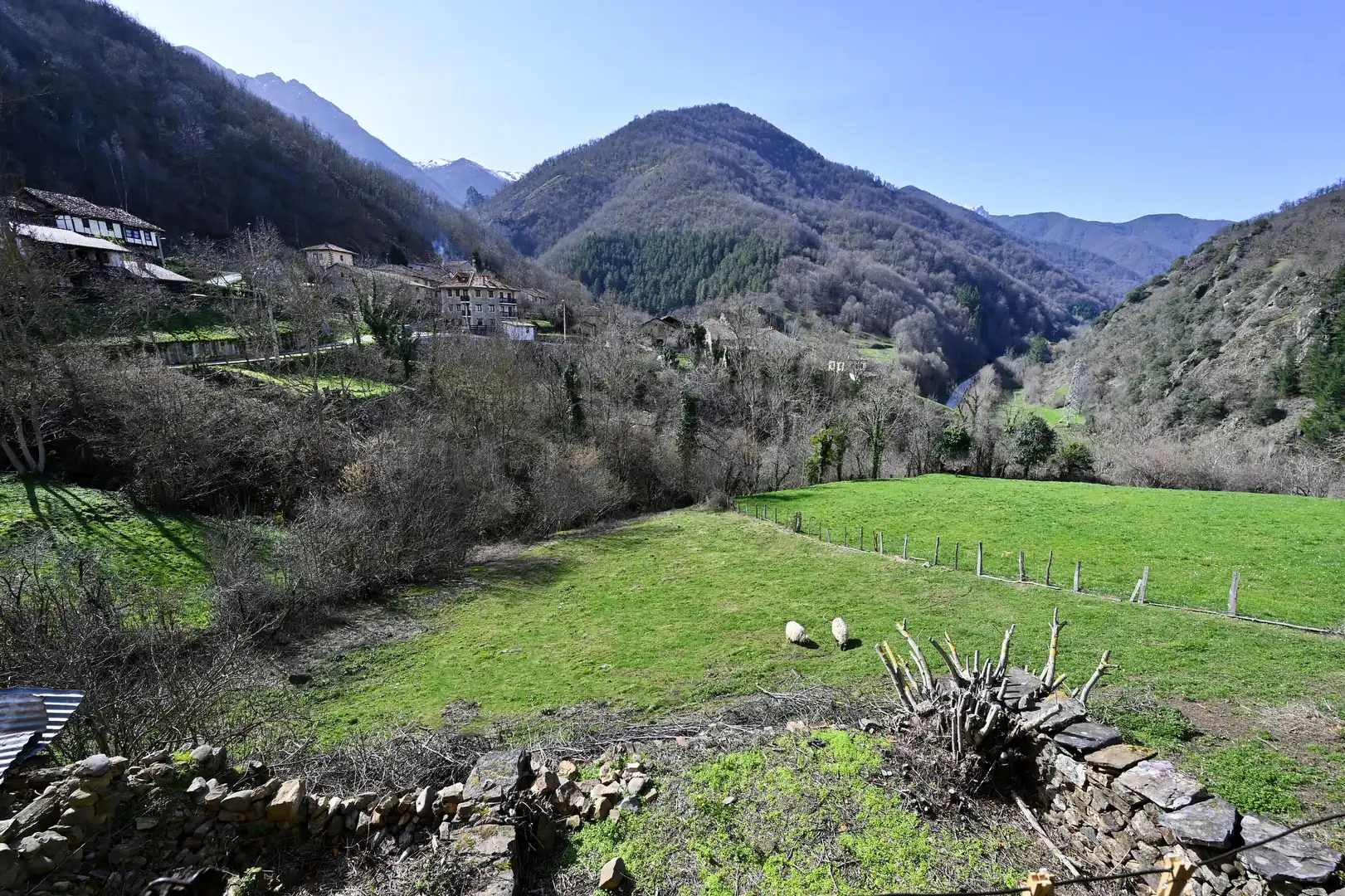 Exterior view of Country homes for sale in Camaleño  with Heating, Private garden and Terrace