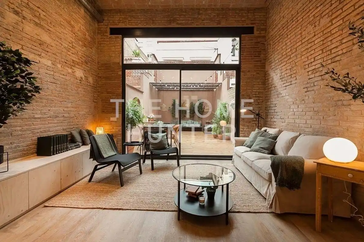 Wohnzimmer von Wohnung zum Verkauf in Barcelona mit Heizung, Privatgarten und Terrasse