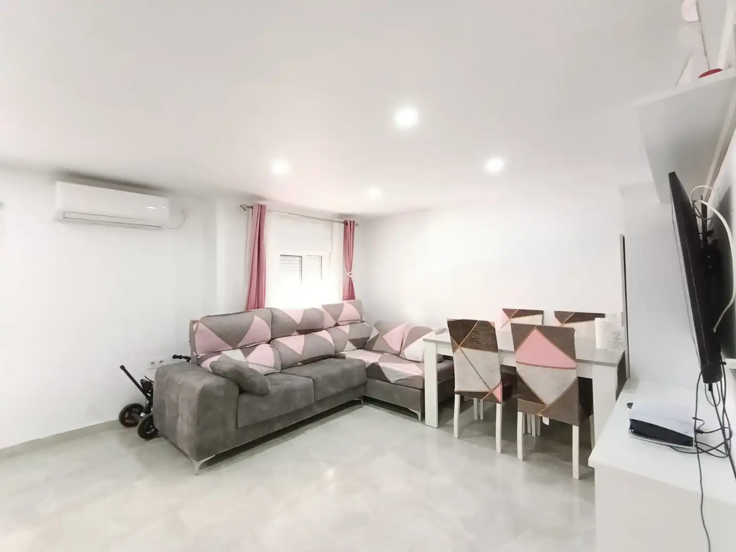 Sala de estar de Piso en venta en El Puerto de Santa María con Aire acondicionado